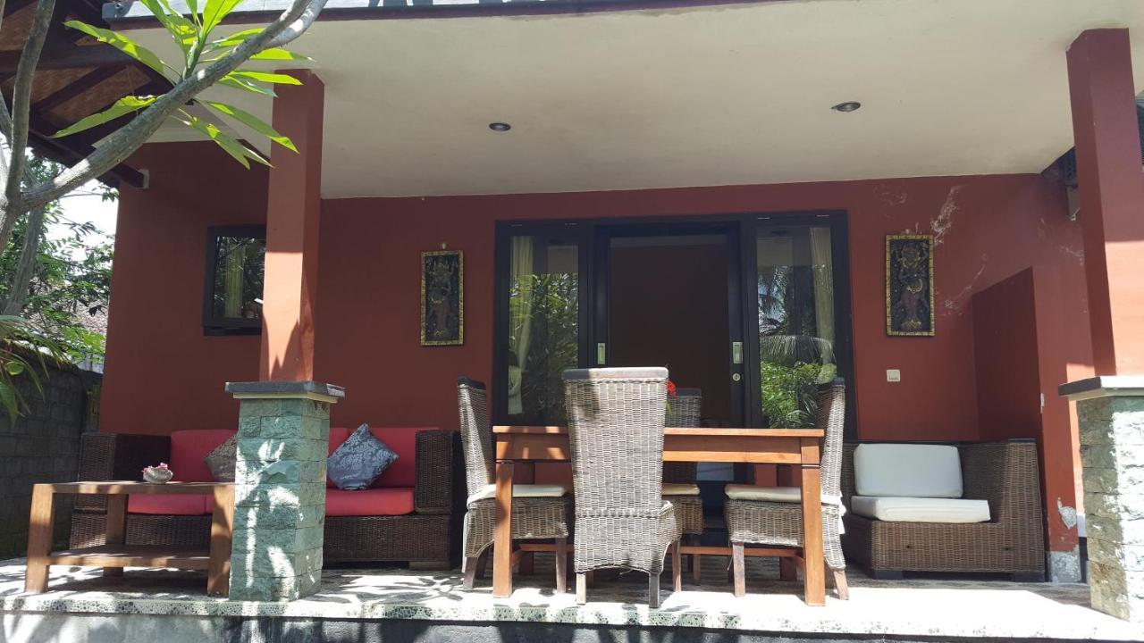 Gede'S Homestay Tejakula Habitación foto